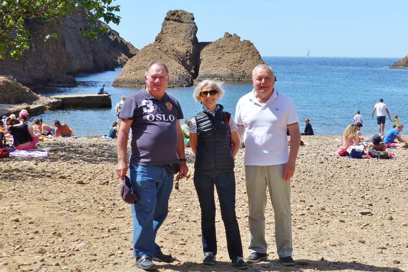 2_P1090205 (Clement).jpg - ... sur la plage.